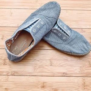 Toms - light blue polka dot